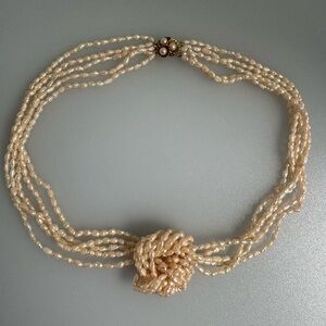 14k real solid gold freshwater Pearls necklace